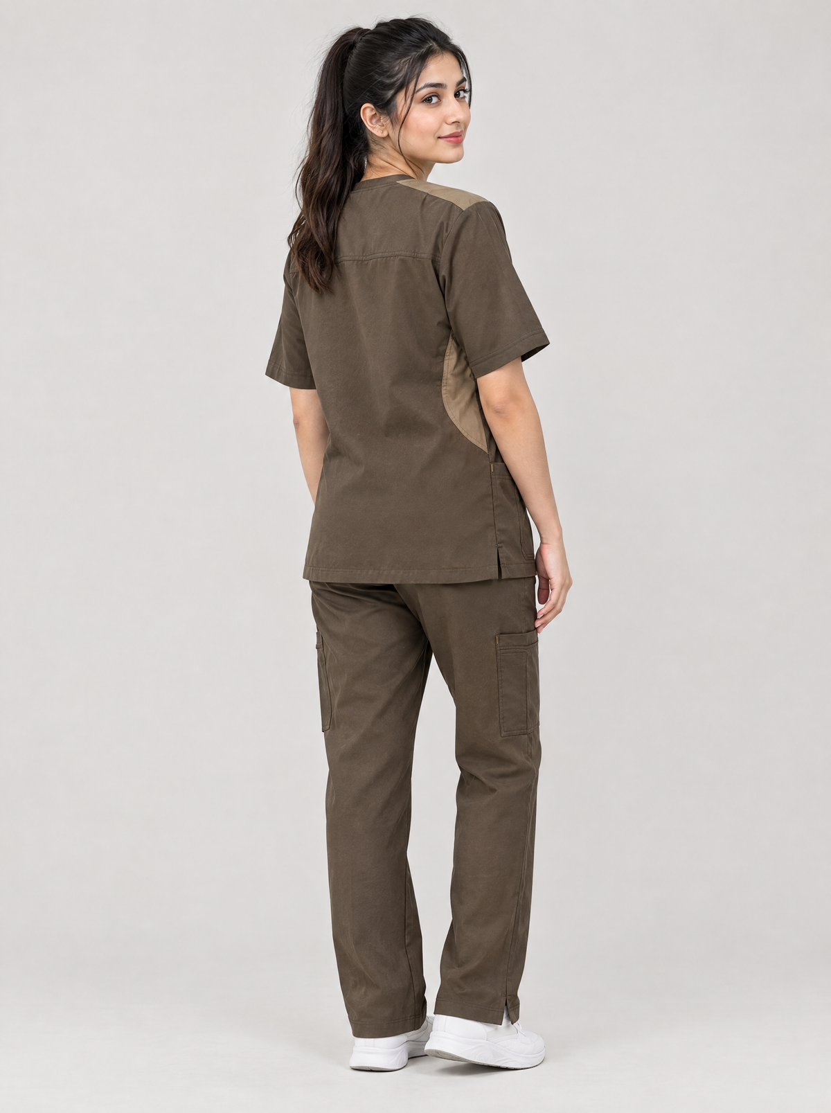 Women's Monday Move – Brown